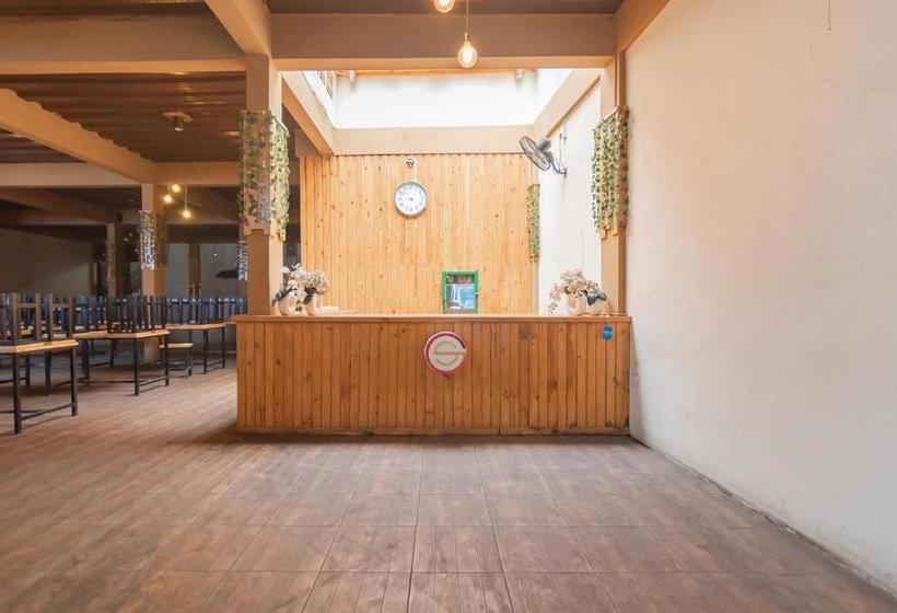 Отель Kedai Gs Guest House