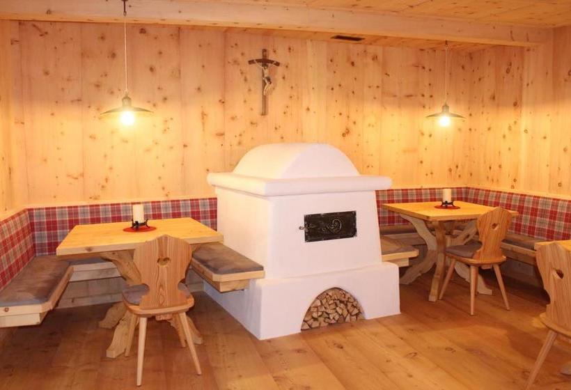 فندق Li Anta Rossa