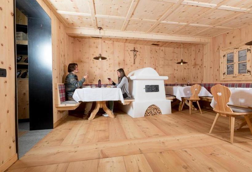 فندق Li Anta Rossa