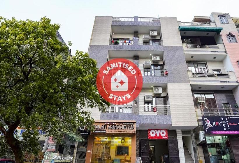 ホテル Oyo 47447 Flagship Designer Stay Gd Goenka School