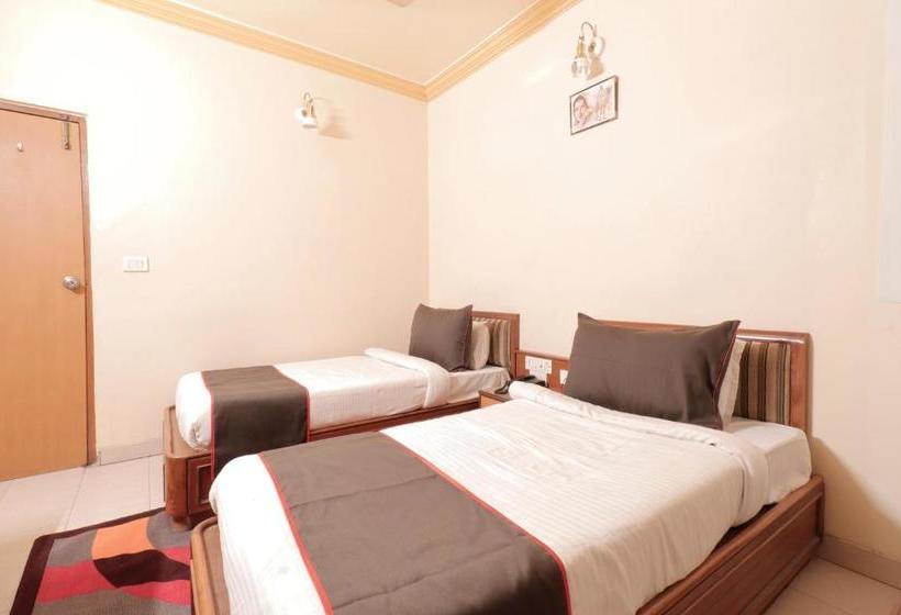 酒店 Oyo 78661 Collection O Ashram Road