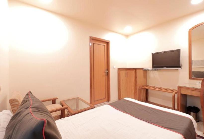 酒店 Oyo 78661 Collection O Ashram Road