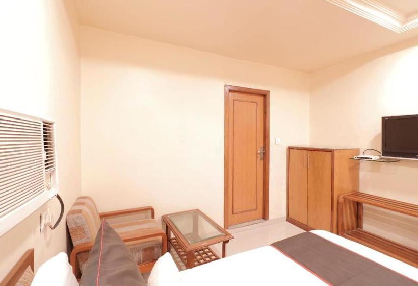 酒店 Oyo 78661 Collection O Ashram Road