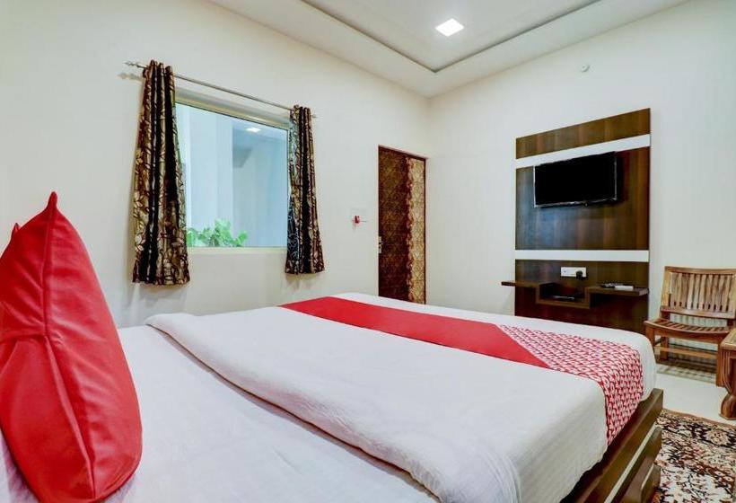 בית מלון כפרי Oyo 78853  Raj Paradise