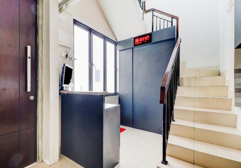 酒店 Oyo 90215 Ada Residence