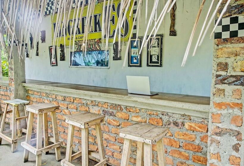 בית מלון כפרי Oyo 90279 Wartawan De Mansion