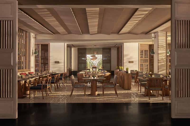 هتل Regent Phu Quoc