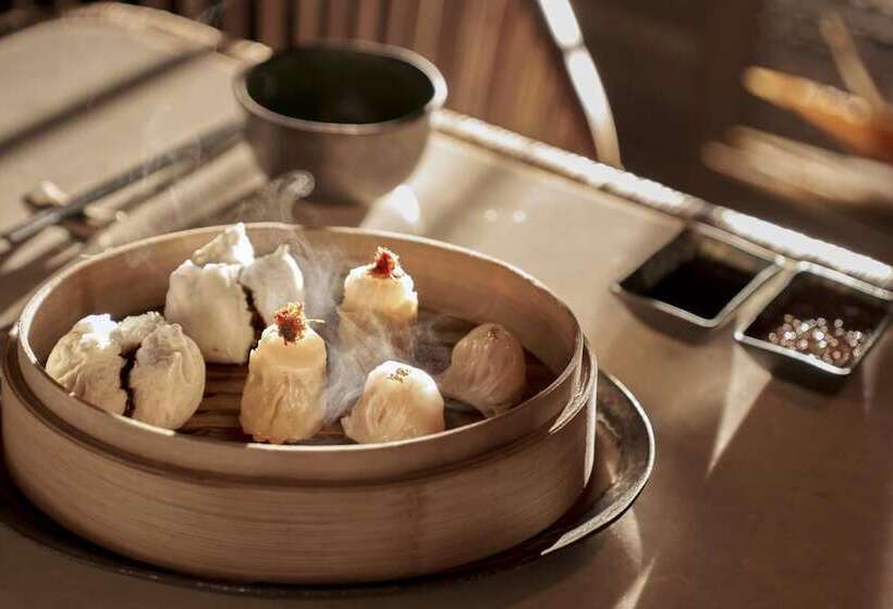 هتل Regent Phu Quoc