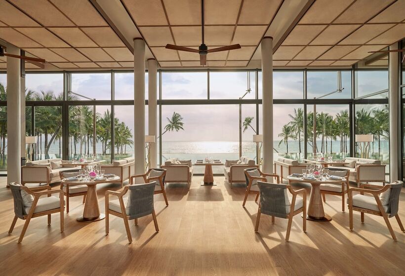 هتل Regent Phu Quoc