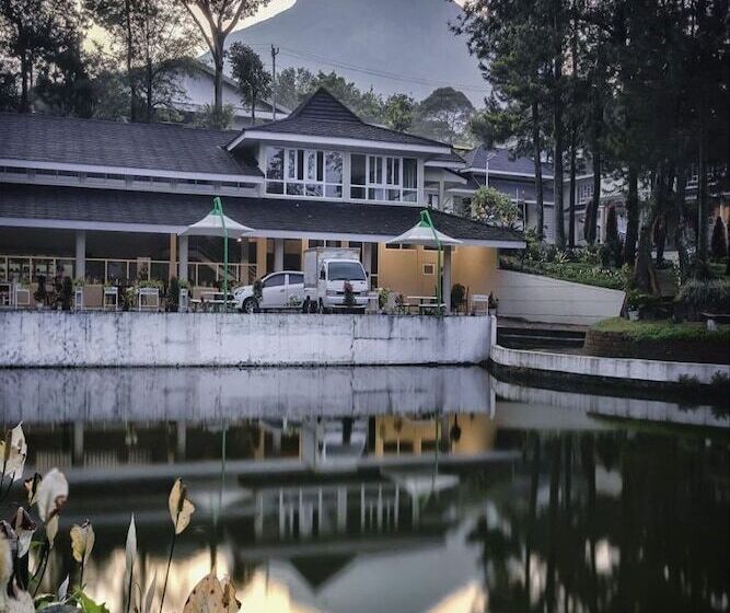 בית מלון כפרי Resort Agrowisata Perkebunan Tambi