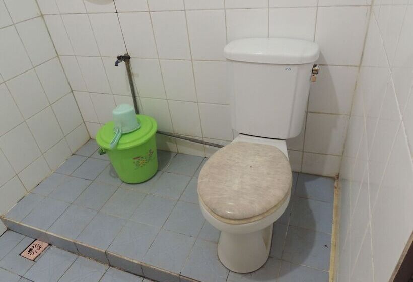 בית מלון כפרי Resort Agrowisata Perkebunan Tambi