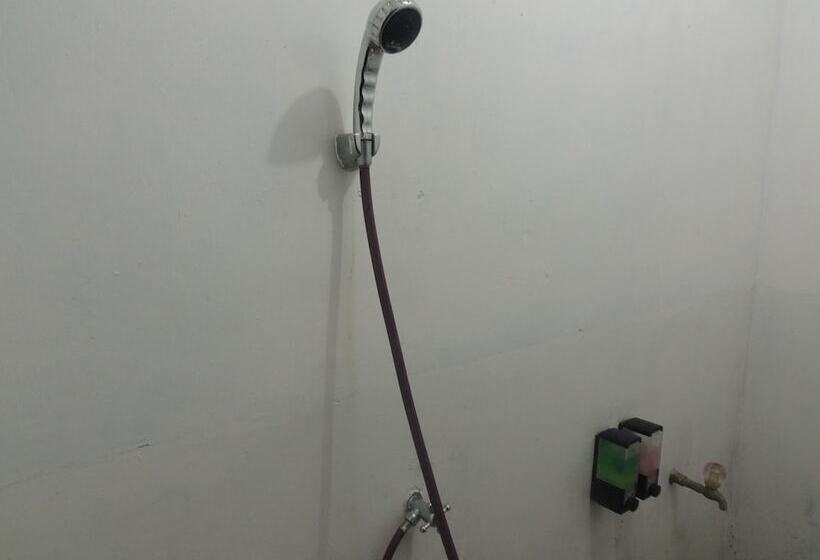 בית מלון כפרי Resort Agrowisata Perkebunan Tambi