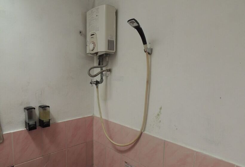 בית מלון כפרי Resort Agrowisata Perkebunan Tambi