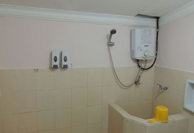 בית מלון כפרי Resort Agrowisata Perkebunan Tambi