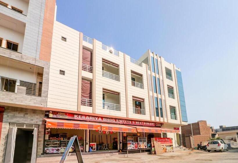 酒店 Spot On 78256 Hotal Kesariya