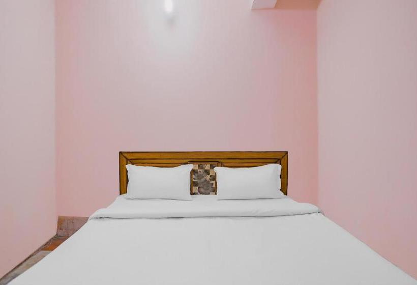 فندق Spot On 78690  Meet