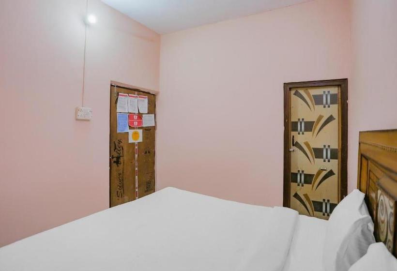 فندق Spot On 78690  Meet