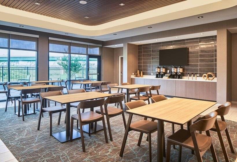 فندق Springhill Suites By Marriott Orlando Lake Nona