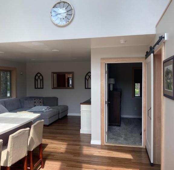 فندق Spruce Lodge