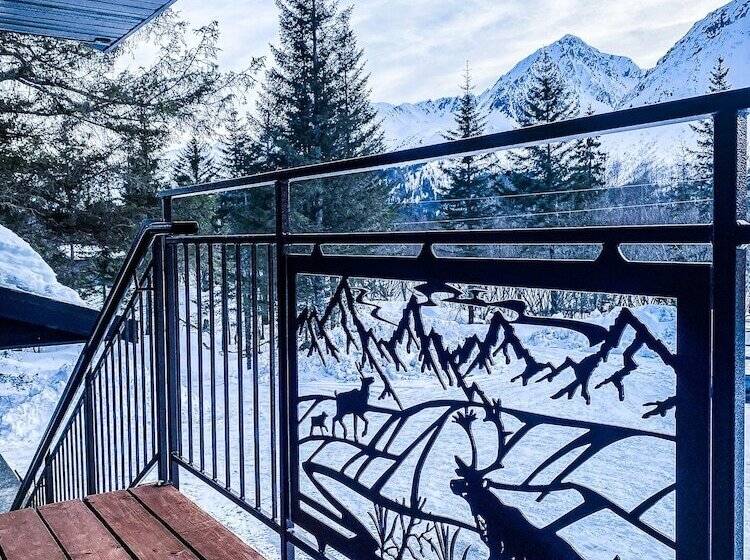 فندق Spruce Lodge