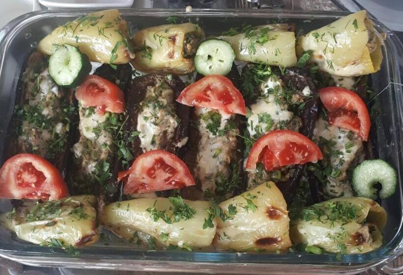 Hotel The Land Of Ararat