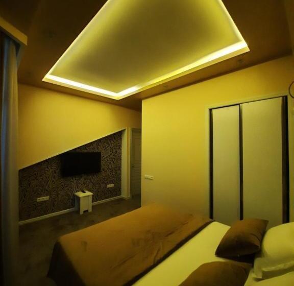 Hotel The Land Of Ararat