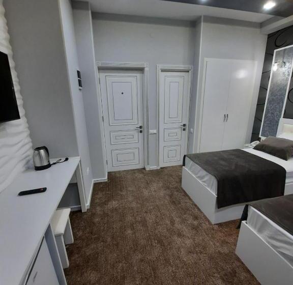 Hotel The Land Of Ararat