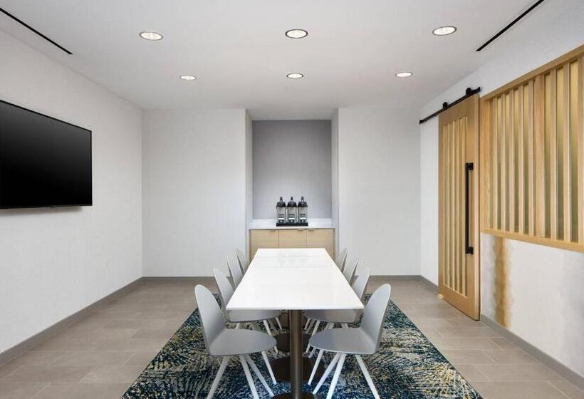 בית מלון כפרי Towneplace Suites By Marriott Plant City