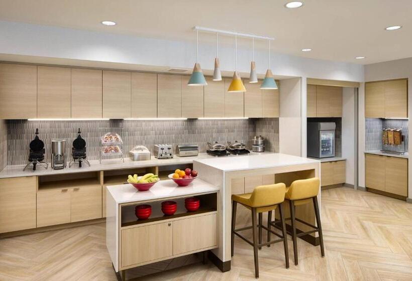 בית מלון כפרי Towneplace Suites By Marriott Plant City