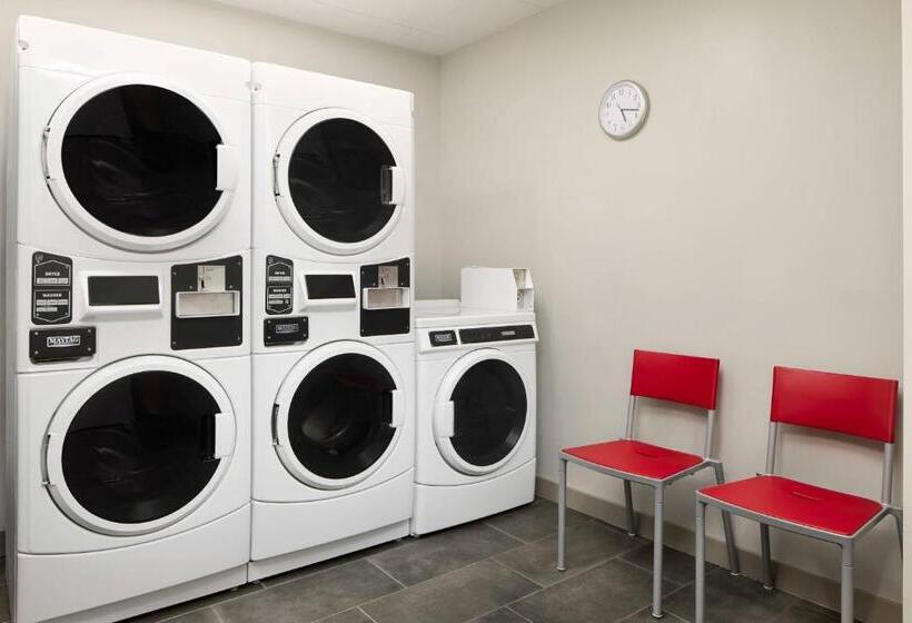 בית מלון כפרי Towneplace Suites By Marriott Plant City