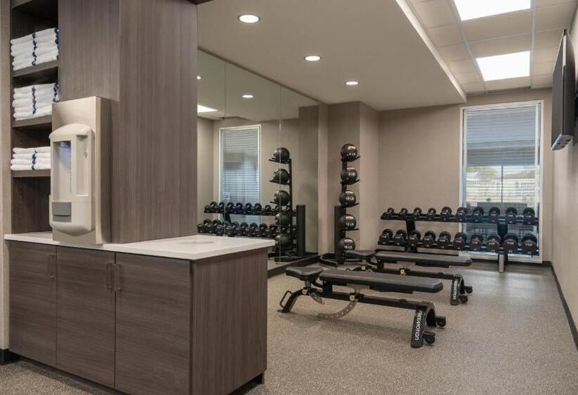 ホテル Towneplace Suites By Marriott Logan