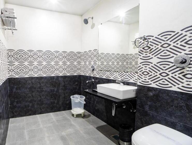 בית מלון כפרי Trimurti