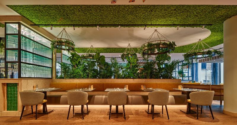 Отель Voco The Hague, An Ihg