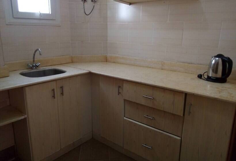 فندق على الطريق Marsa Alam Inn