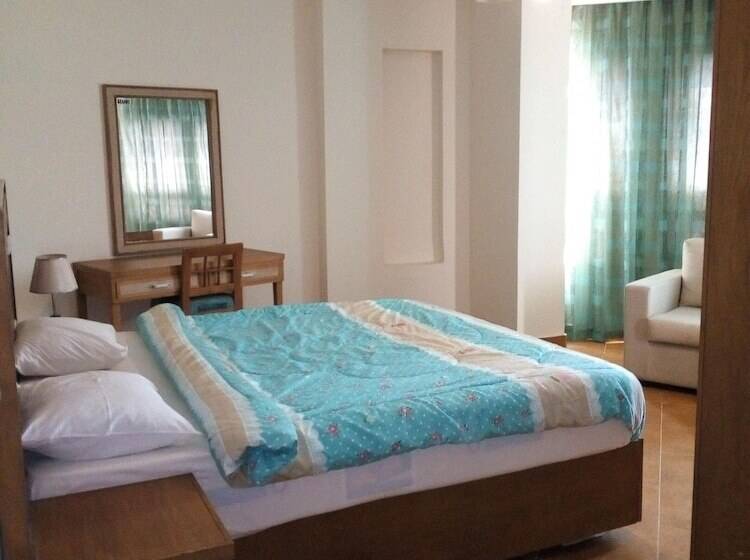 فندق على الطريق Marsa Alam Inn