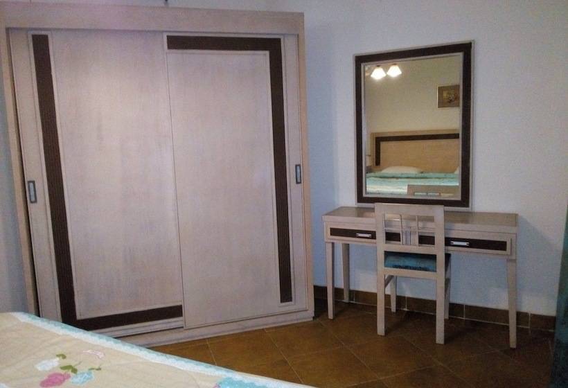 فندق على الطريق Marsa Alam Inn