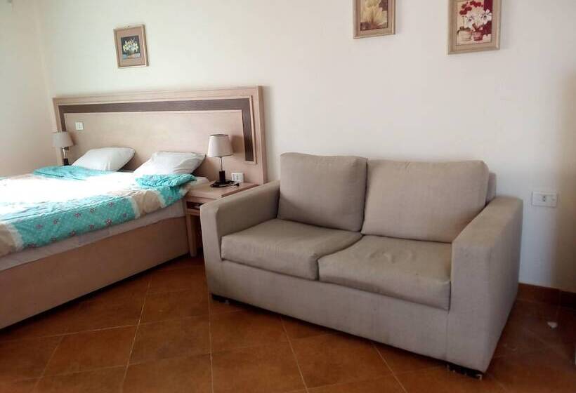 فندق على الطريق Marsa Alam Inn