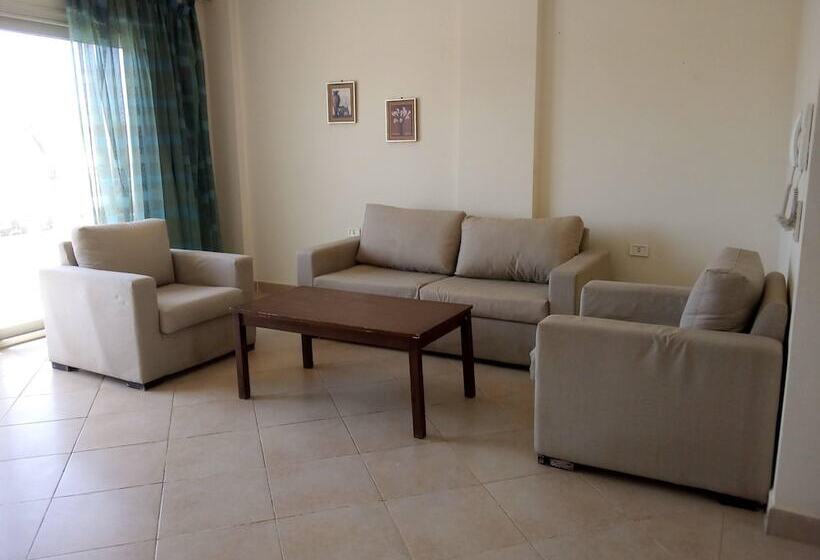 فندق على الطريق Marsa Alam Inn