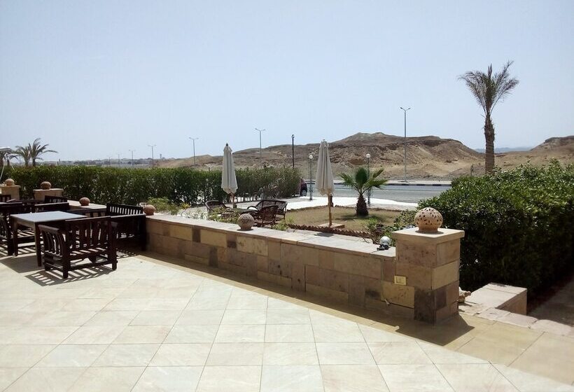 فندق على الطريق Marsa Alam Inn