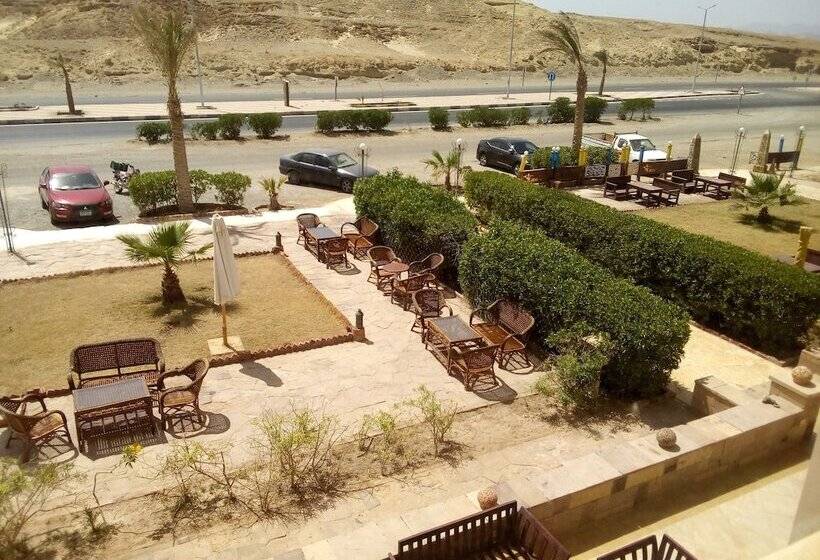 فندق على الطريق Marsa Alam Inn