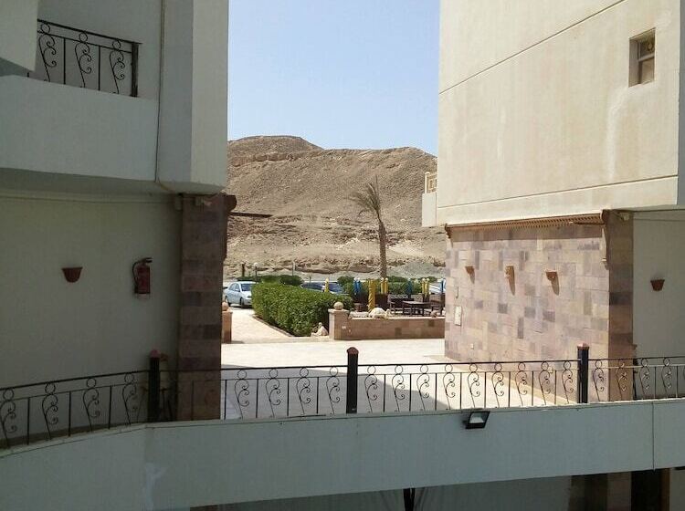 فندق على الطريق Marsa Alam Inn