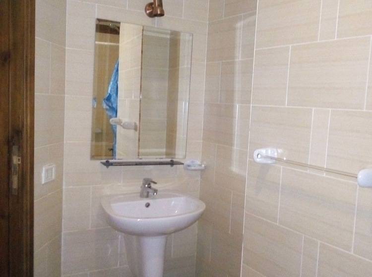 فندق على الطريق Marsa Alam Inn