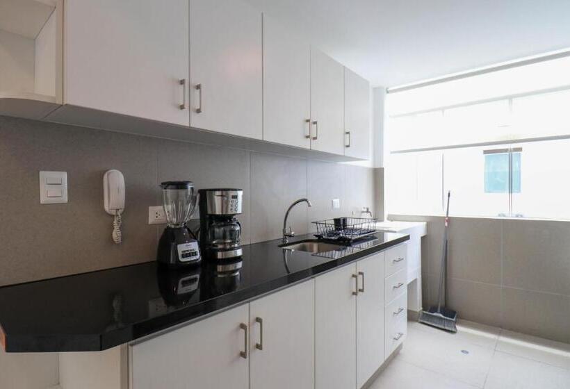 Nomad By Wynwood House