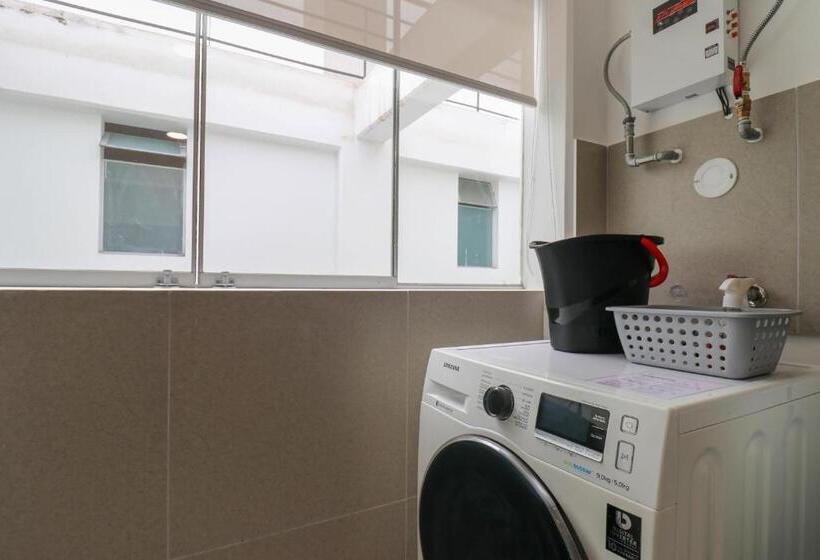 Nomad By Wynwood House