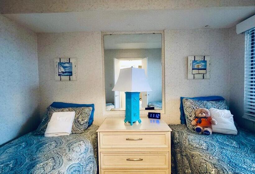 Ocean Front, Private Balconies