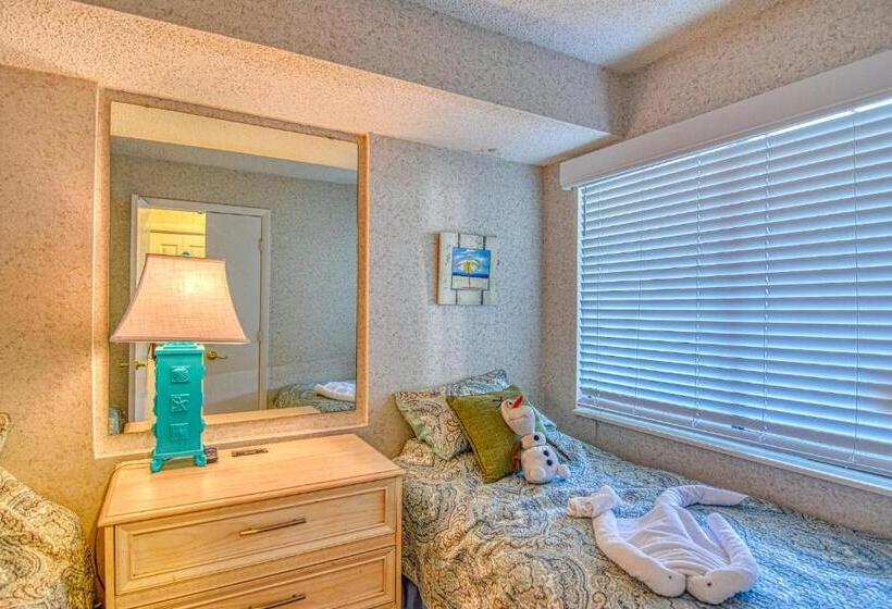 Ocean Front, Private Balconies