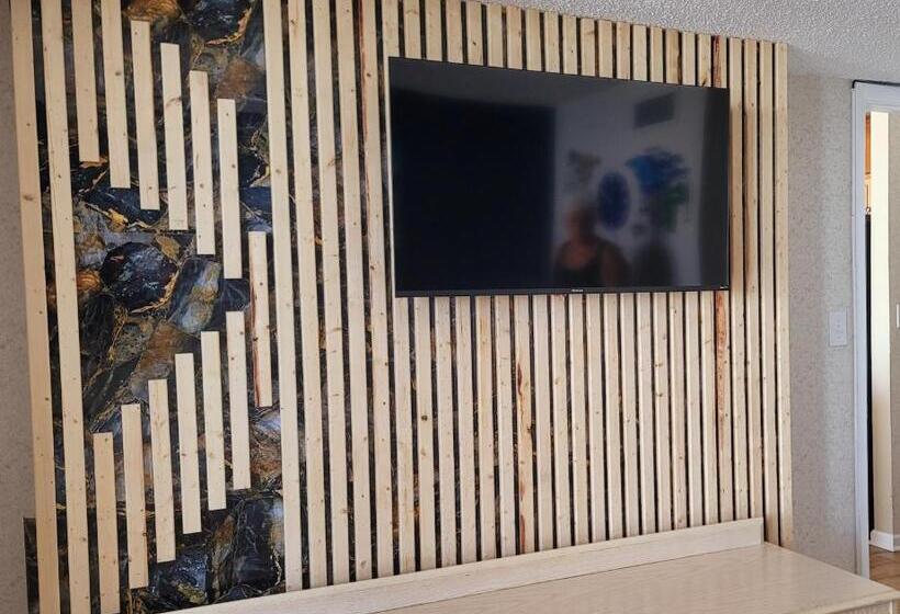 Ocean Front, Private Balconies