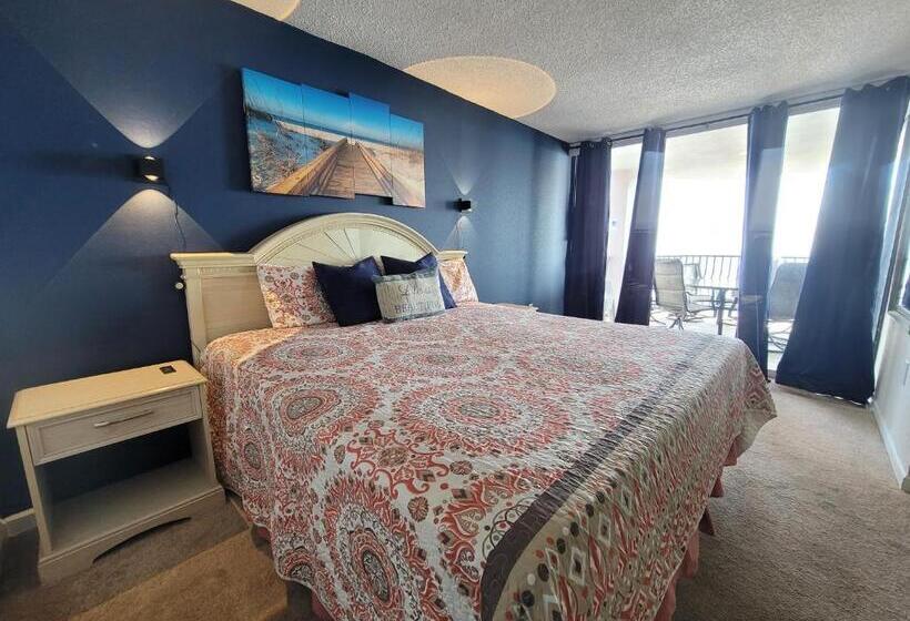 Ocean Front, Private Balconies