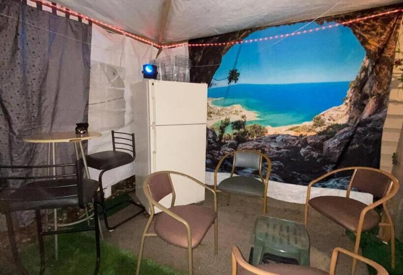 פנסיון Charming 2 Bedrooms Apt 10 Mins To Nycity