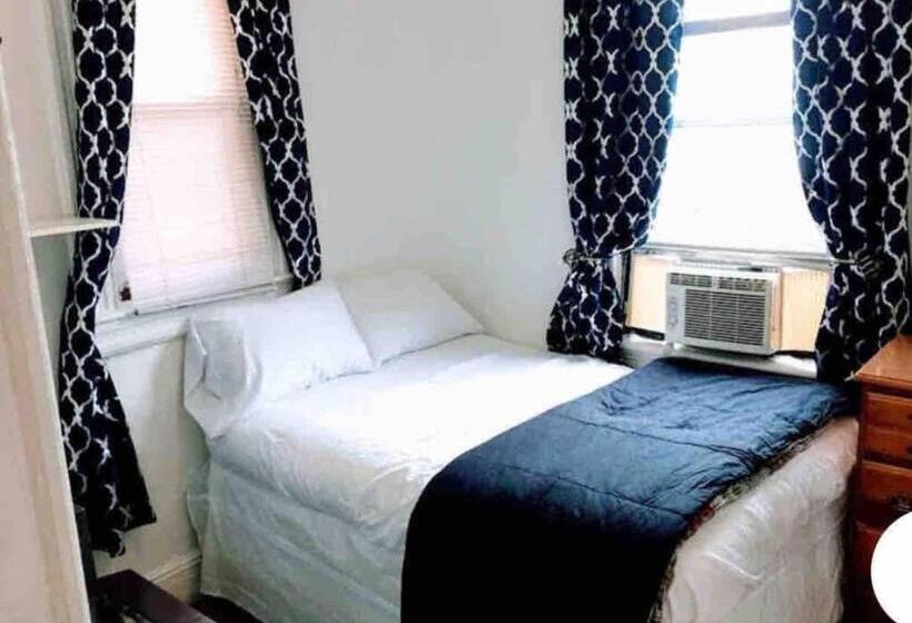 פנסיון Charming 2 Bedrooms Apt 10 Mins To Nycity